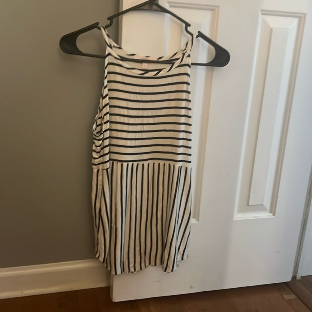 Moa moa, girls xl, white and navel blue striped tank top!